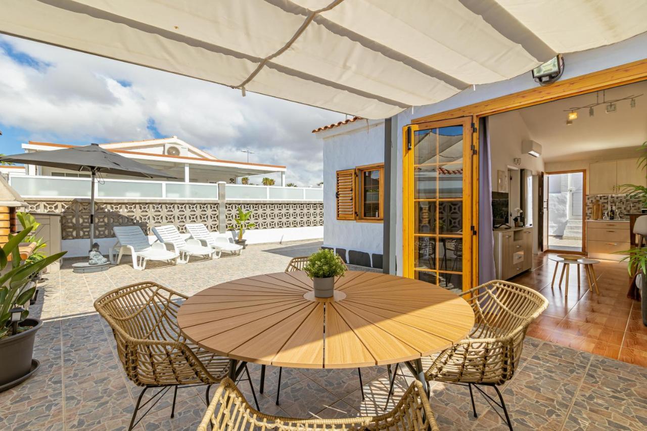 Private In Playa Del Inglés Hébergement de vacances *